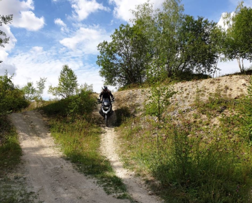 Leuke uitdagingen in het offroadrijden - BERRT Allroad motorreis offroad Noord-Frankrijk